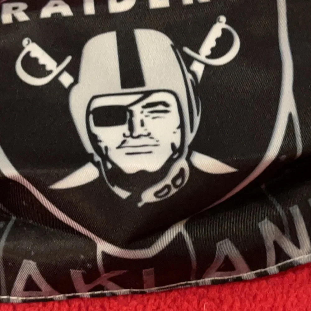 New Oakland Raiders face mask